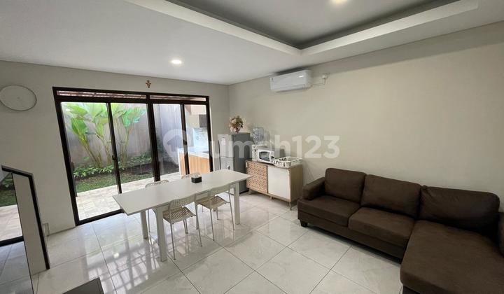 For Rent Fully Furnished House in KBP, Simajati Street.