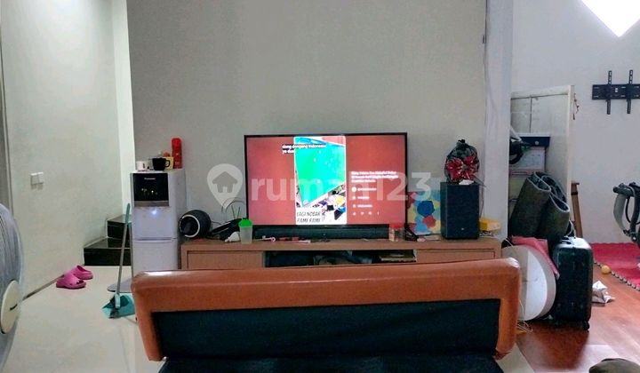 Rumah Citraland Lakarsantri Northwest Depan Danau Lake View Hook Samping Surabaya Barattaman Rumah Citraland Lakarsantri Northwest Depan Danau Lake View Hook Samping Surabaya Barattaman