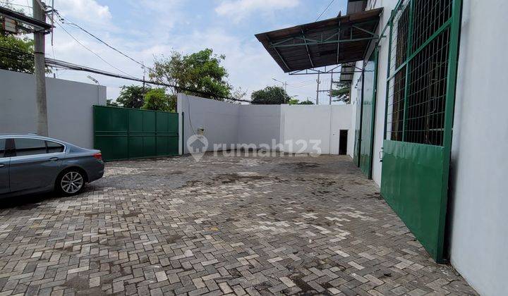 Gudang Tempat Usaha Komersial Raya Tanjungsari Surabaya 2