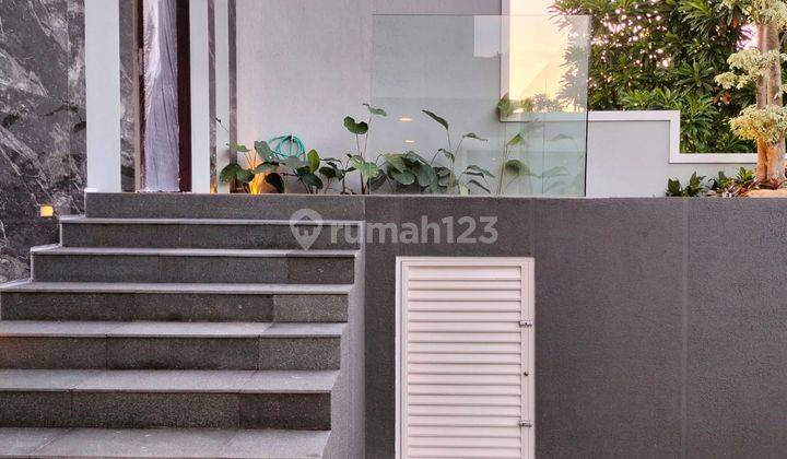 Rumah Citraland Baru Minimalis Gress 3 Lantai 5