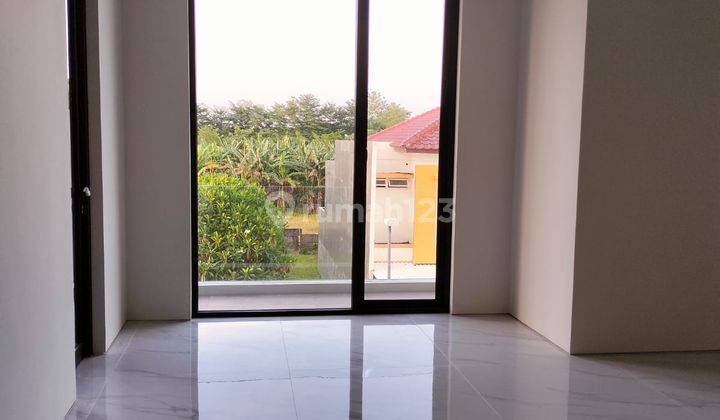 Rumah Citraland Baru Minimalis Gress 3 Lantai 7