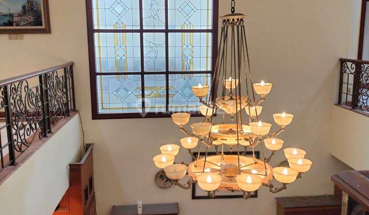Rumah Mewah Graha Family Surabaya Barat Dekat Pakuwon Indah 3
