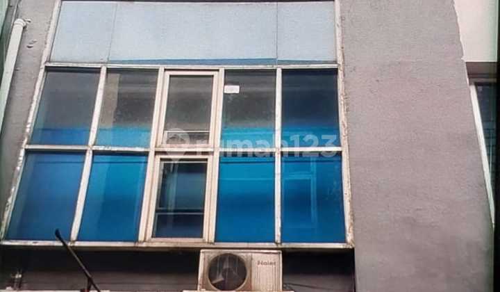 Surya Inti Permata Shop House in Hr Muhhamad Street Complex, West Surabaya Surya Inti Permata Shop House in Hr Muhhamad Street Complex, West Surabaya