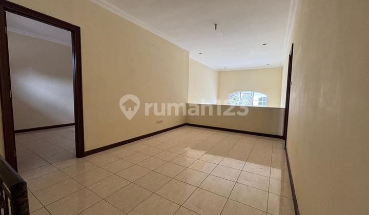 Rumah Citraland Dekat Graha Family Pakuwon Indah 2