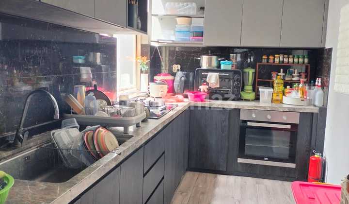 Rumah Citraland Dekat Graha Family Pakuwon Indah Wiyung