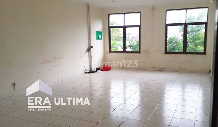 Disewa Ruko Siap Pakai Terawat di Gatot Subroto 1