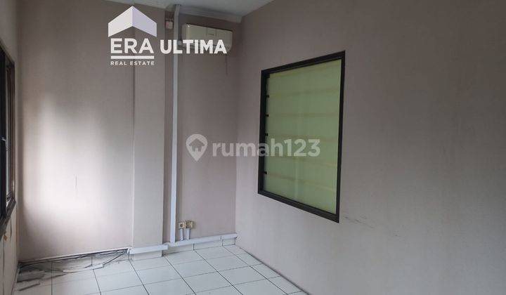 Disewa Ruko Siap Pakai Terawat di Gatot Subroto 6