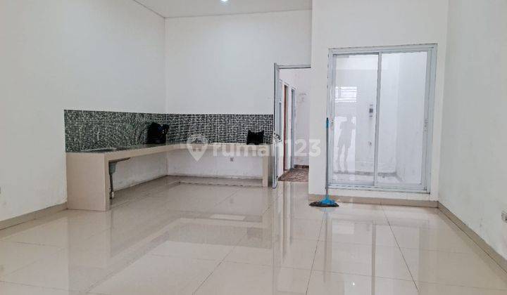 Komplek Green Ville Rumah Baru , 3,5lantai, 4kt 5km, Jalan Lebar Shm 2