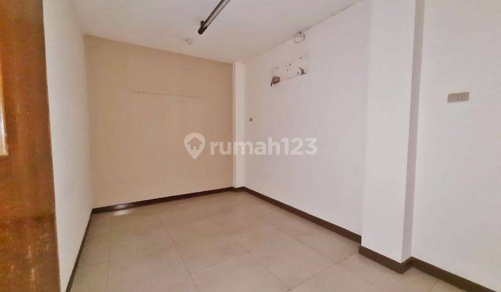 Ruko di Metro, Jakarta Selatan 845 m Bagus HGB 6