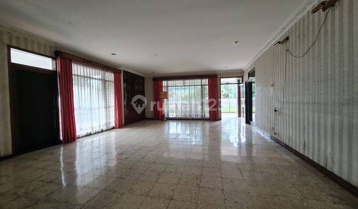 Rumah 2 Lantai Butuh Renovasi Unfurnished SHM di Pejompongan Raya , Jakarta Pusat 1