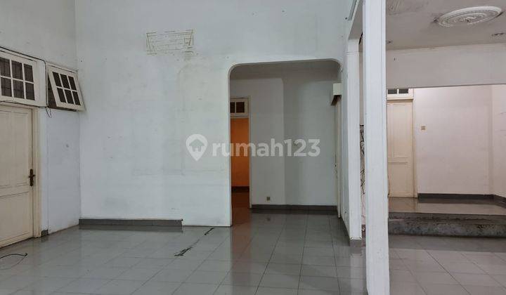 Rumah 2 Lantai Butuh Renovasi Unfurnished SHM di Cipete , Jakarta Selatan 2