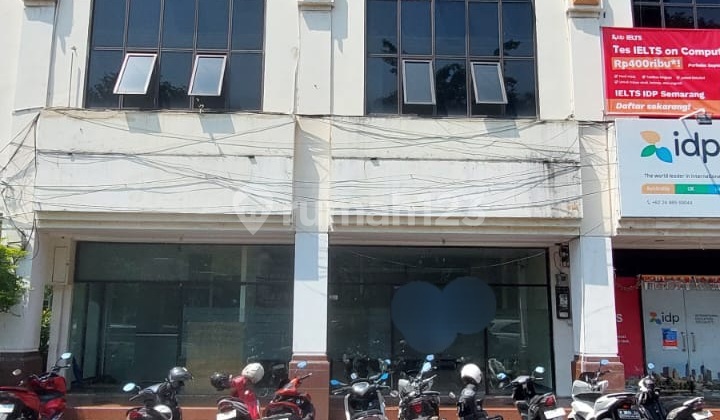 Disewakan 2 Ruko Gandeng di DP Mall