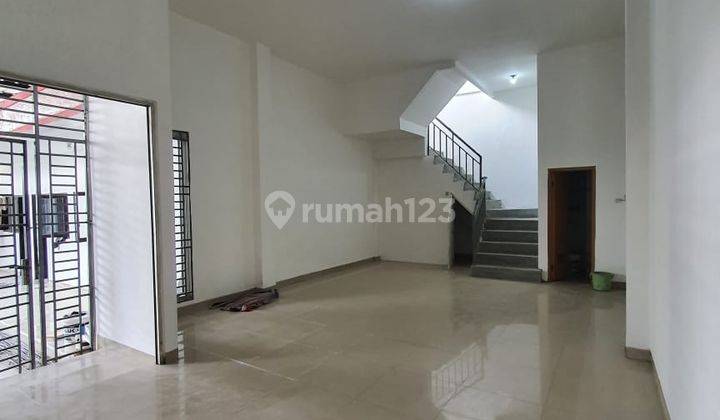 Disewakan Gudang Elang Laut Pik 1.050 M², Full Renovasi, Lokasi Premium 2