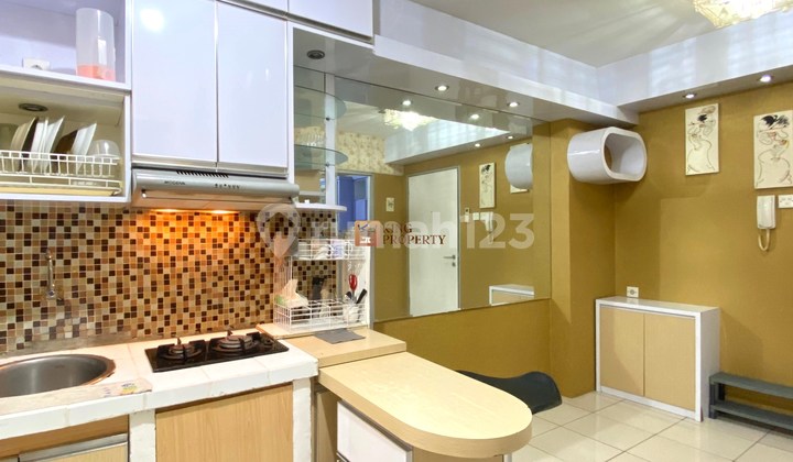 For Rent Dream Home! 2Br 35M² Furnished Pool View, Walking Distance to Mall Green Bay Pluit Apartment Greenbay 2