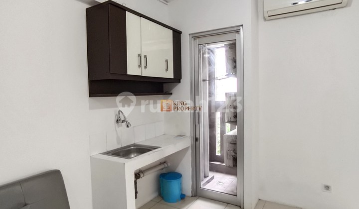 For Rent 3Br Hook 50M2 Furnished Ready to Occupancy Pool View Favorite Green Bay Pluit Greenbay