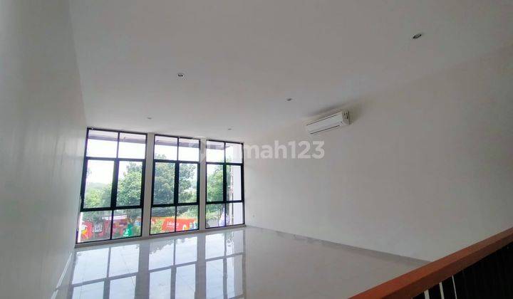 Ruko Baru Bagus Cocok Untuk Berbagai Usaha  2