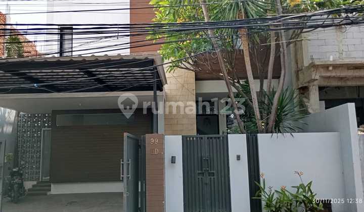 Nice House Ready to Occupy in the Kalibata Area, South Jakarta