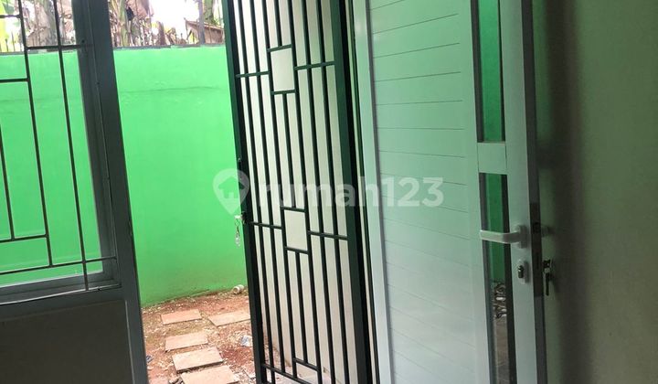 Rumah Bagus siap huni di Jagakarsa  3