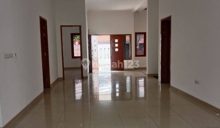 Rumah Baru Minimalis di Mampang . Info : 0812 8377 0123 16