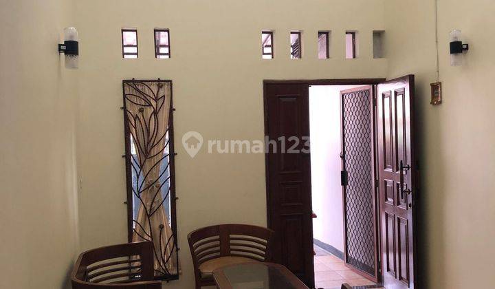 Rumah minimalis siap huni di kawasan Mampang Jakarta Selatan  2