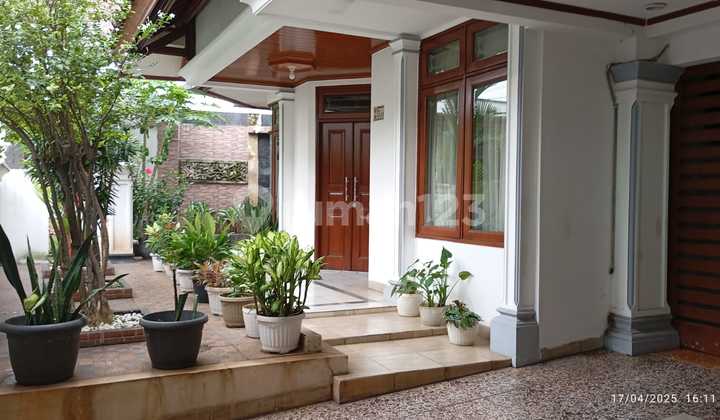 Nice Fully Furnished House in a Complex in Pejaten Area, South Jakarta 2