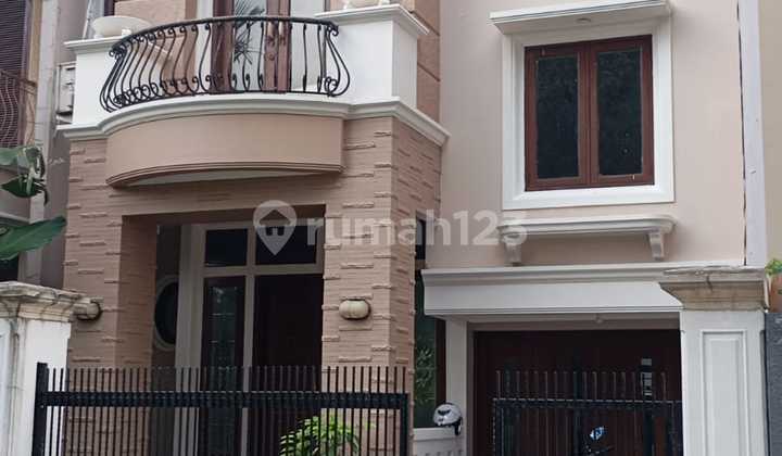 Rumah Bagus Dekat Jl. Fatmawati, Jakarta Selatan.