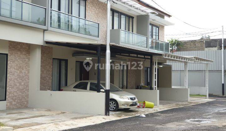 Rumah Bagus Di Dalam Komplek Dekat Tol Simatupang  2