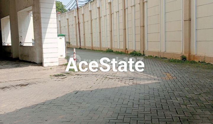 Ready-to-Use Shop House in Tebet Area, South Jakarta 2