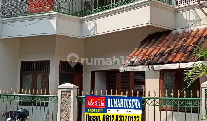 Rumah Siap Huni Di Kawasan Cilandak Jakarta Selatan 1
