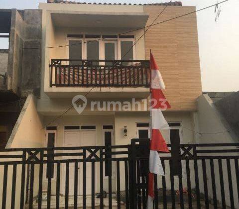 Rumah Bagus Di Perumahan Taman Asri di Ciledug 1