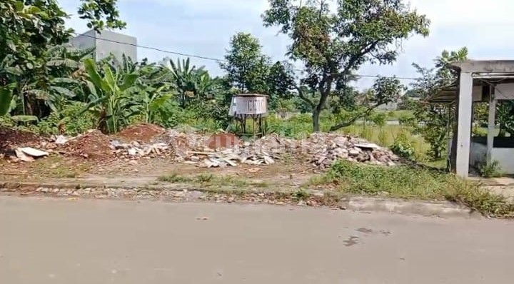 For Rent Land Near Unpam Area 2000m2 Suitable for Padel Court For Rent Land Near Unpam Area 2000m2 Suitable for Padel Court