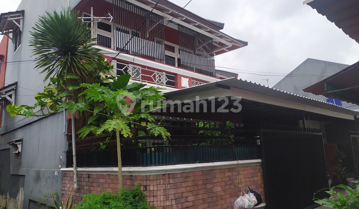 Rumah Nyaman dan Siap Huni di Menceng Raya, Jakarta Barat