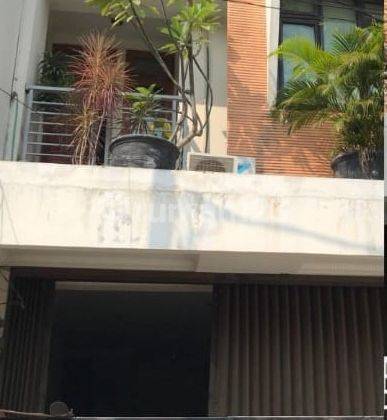 rumah 2 lantai dekat dengan pemerintahan 4