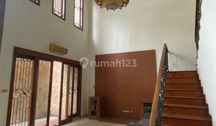 Di Jual Rumah Area Tanjung Duren Dekat Kampus 2