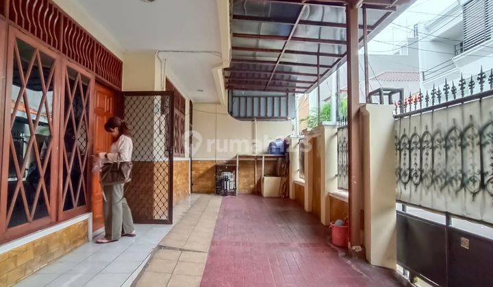 Rumah 2 Lantai Bagus Murah Area Tomang Jakarta Barat