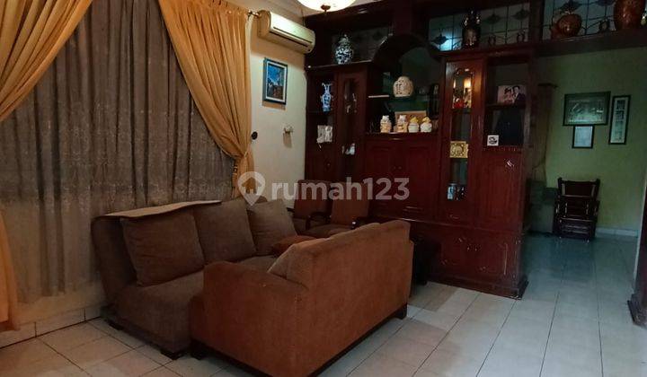Rumah 2 Lantai Bagus Murah Area Tomang Jakarta Barat