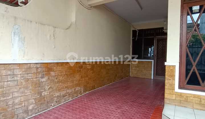 Rumah 2 Lantai Bagus Murah Area Tomang Jakarta Barat