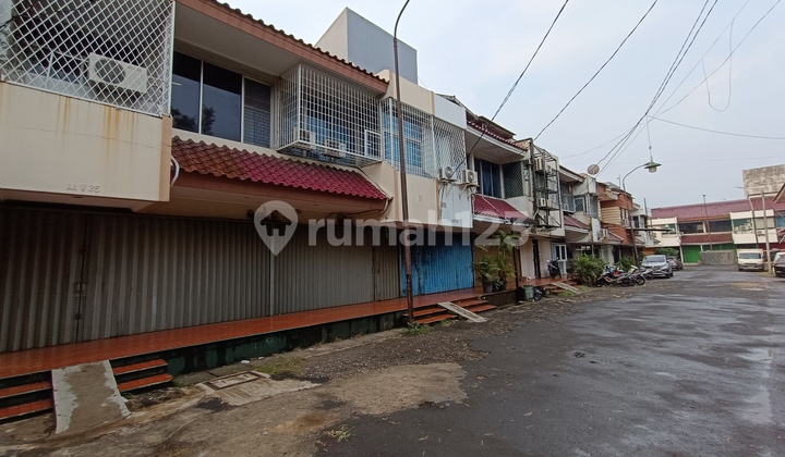 Ready-to-Use Connected Shophouse Kebon Jeruk Intercon West Jakarta 2
