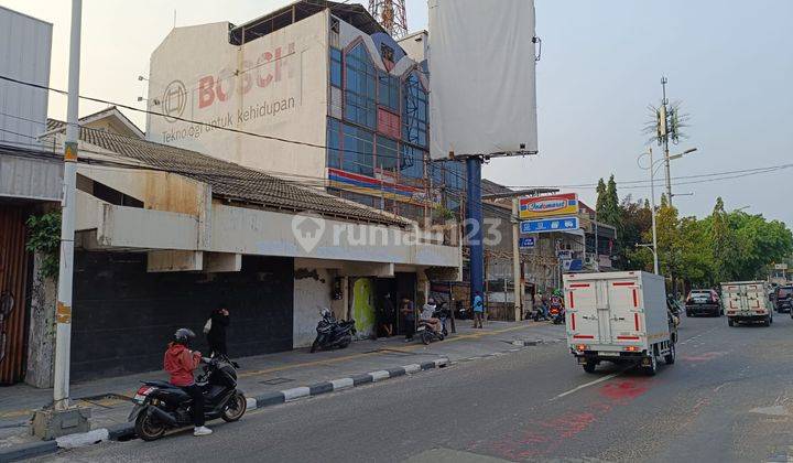 Ruko di Jalan Satria Latumenten Raya, Jakarta Barat 1