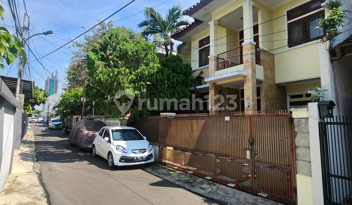 For Sale Tomang House, Ready to Live In Flood-Free 2