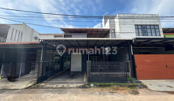 Dijual Perumahan Oriana Posisi Hadap Taman