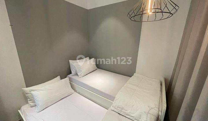 Rumah 2 Lantai di Perumahan The Monde Residence Batam 5
