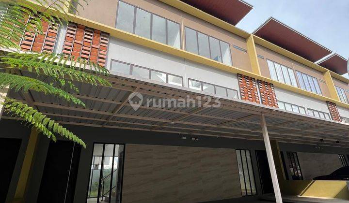 DIJUAL CEPAT RUMAH TYPE PENTHOUSE 3 LANTAI 2