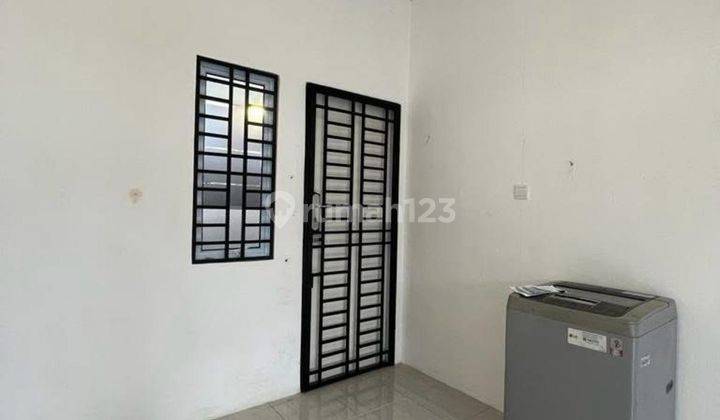 Rumah Kontrakan Bagus Semi Furnished HGB Tiban, Batam 2