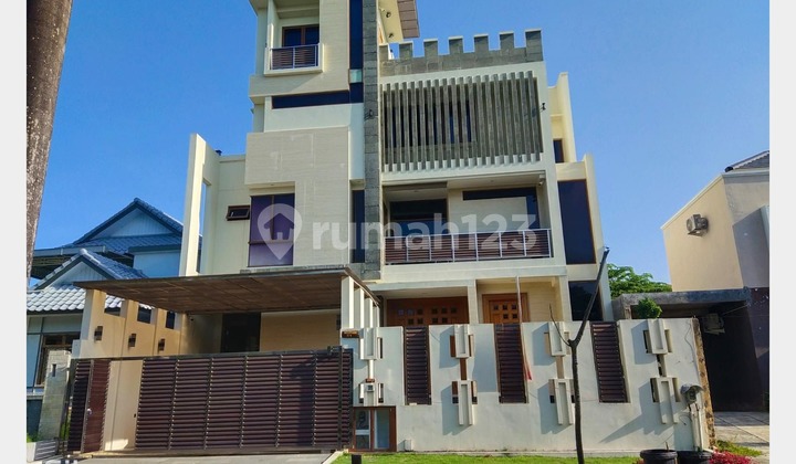 Di Jual Rumah Mewah 5 Lantai Perumahan Taman Duta Mas