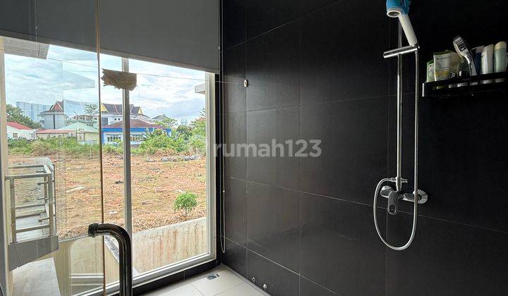 Disewakan Rumah Citraland Megah Royal Hills Batam Center  2