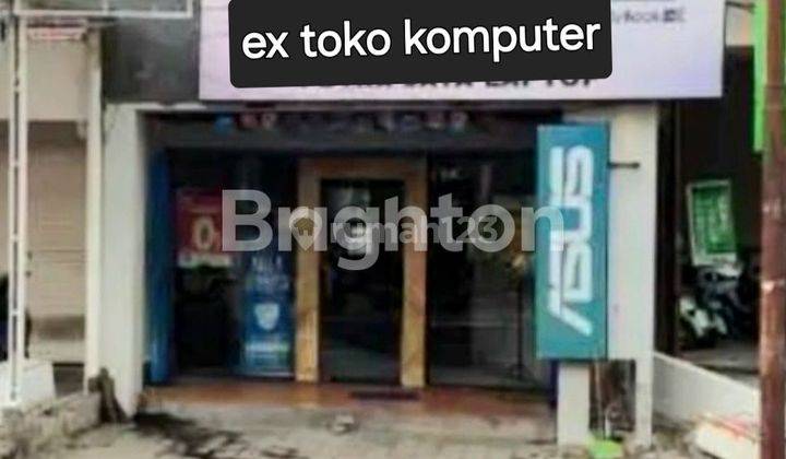 AND THE EX COMPUTER SHOP IS FULL OF BUSINESS IN TEUKU UMAR 1