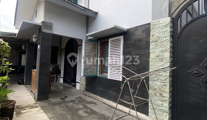 3-story house in Wirosaban Housing, Umbulharjo, Yogyakarta City, near UAD Campus and Wirosaban Hospital, close to Malioboro, Kraton Jogja, etc. 2