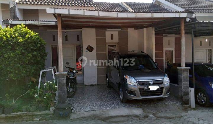 Rumah di Perum Dkt Jl Imogiri Timur Satpam 24 Jam Akses Jalan Lebar 2