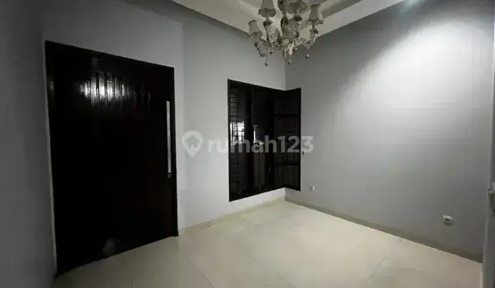 Rumah Semi Furnished Dalam Cluster Jl. Kebagusan Raya Jagakarsa  2